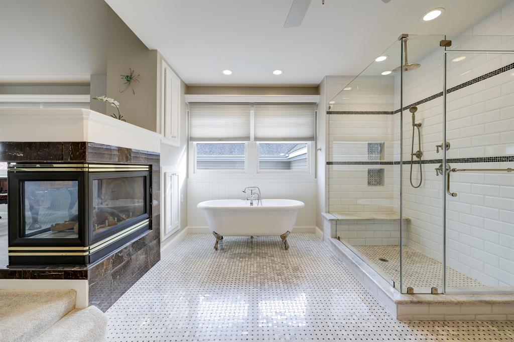 420 W 22nd Street