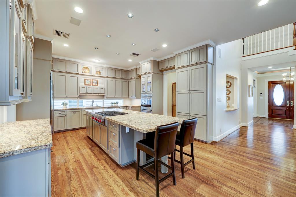 420 W 22nd Street