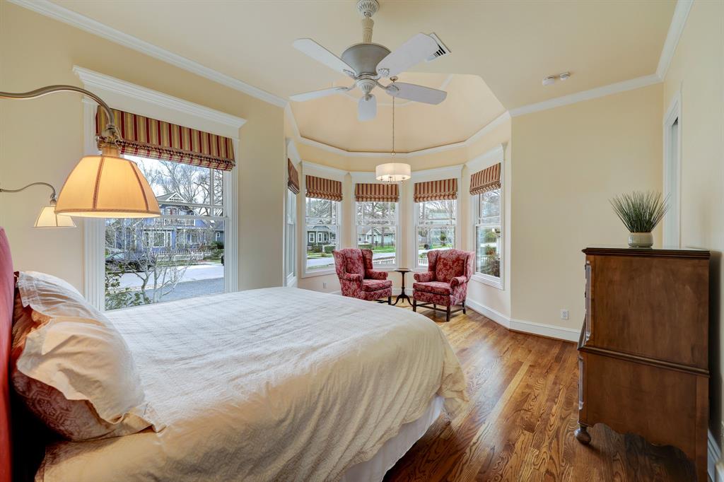 420 W 22nd Street
