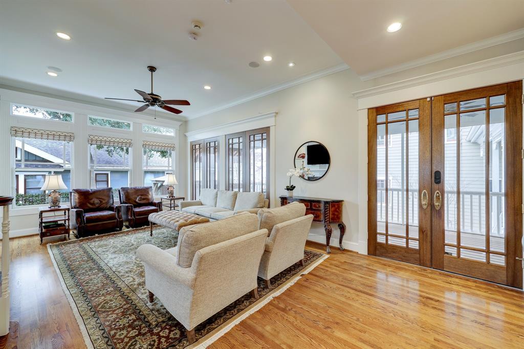 420 W 22nd Street