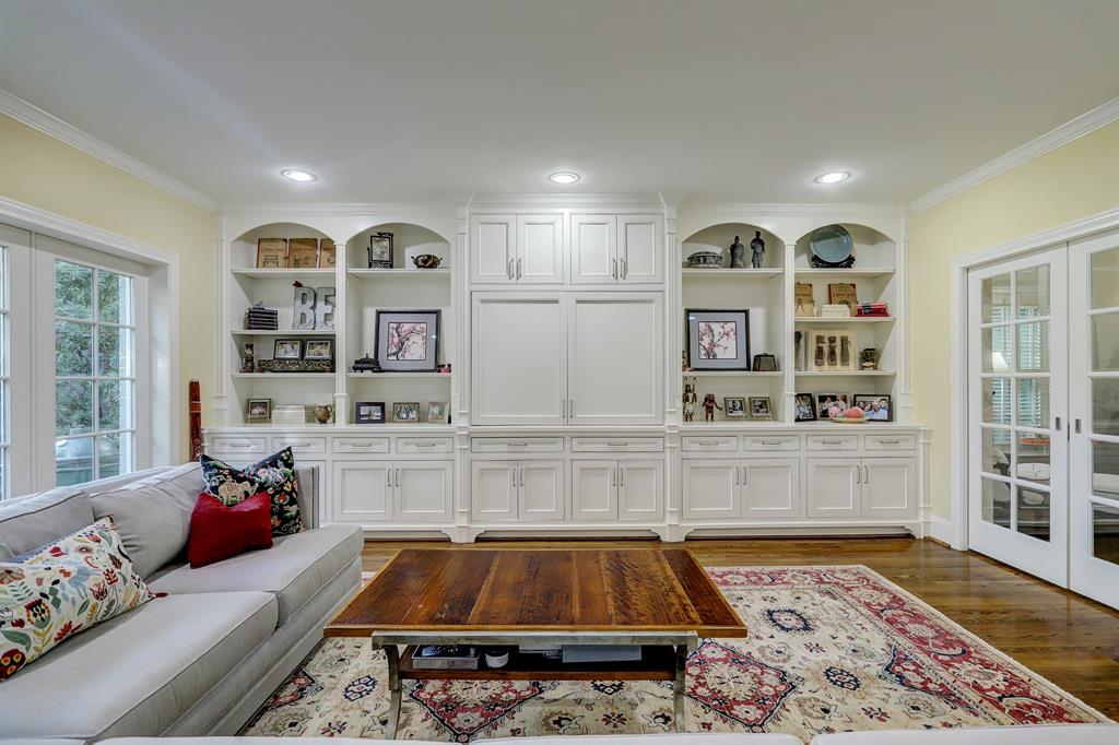 2122 Albans Road