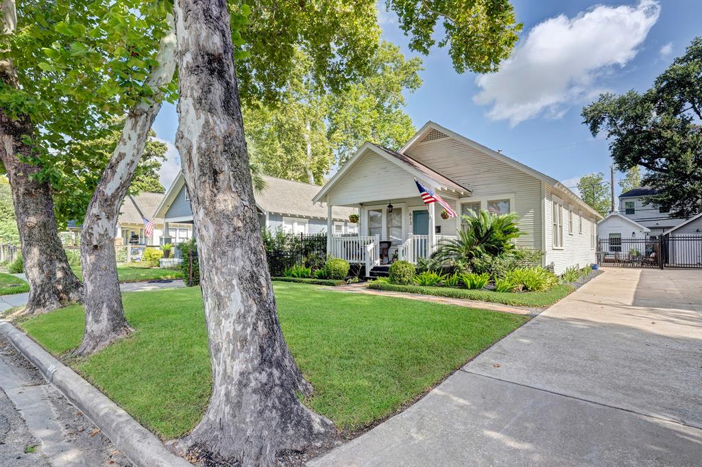 613 Aurora Street