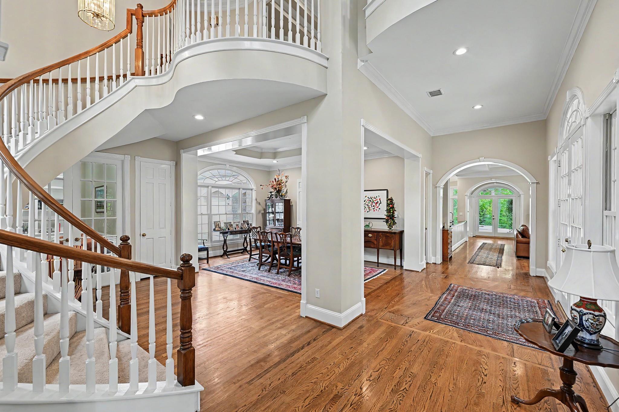 10 Sandalwood Drive