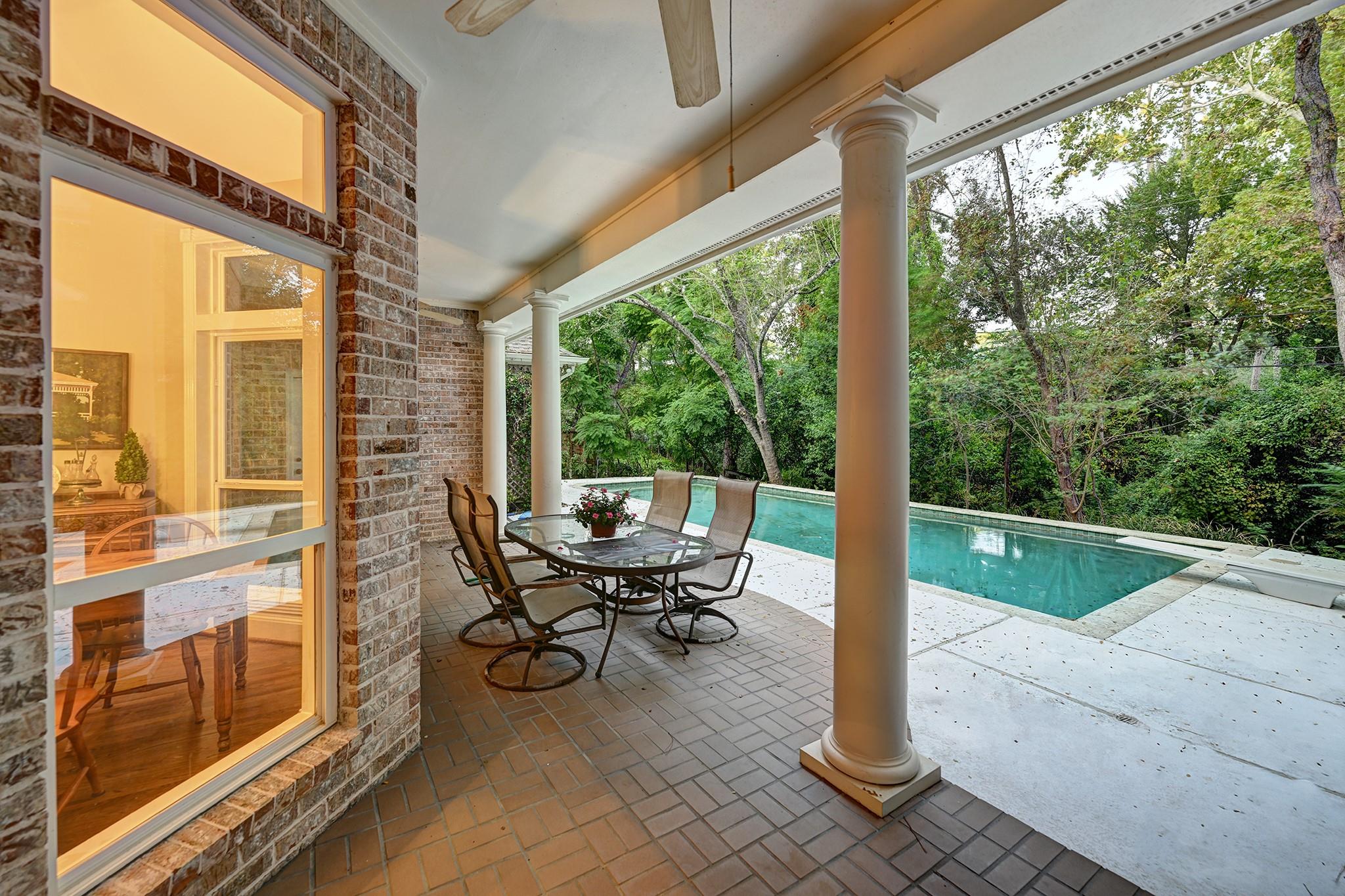 10 Sandalwood Drive