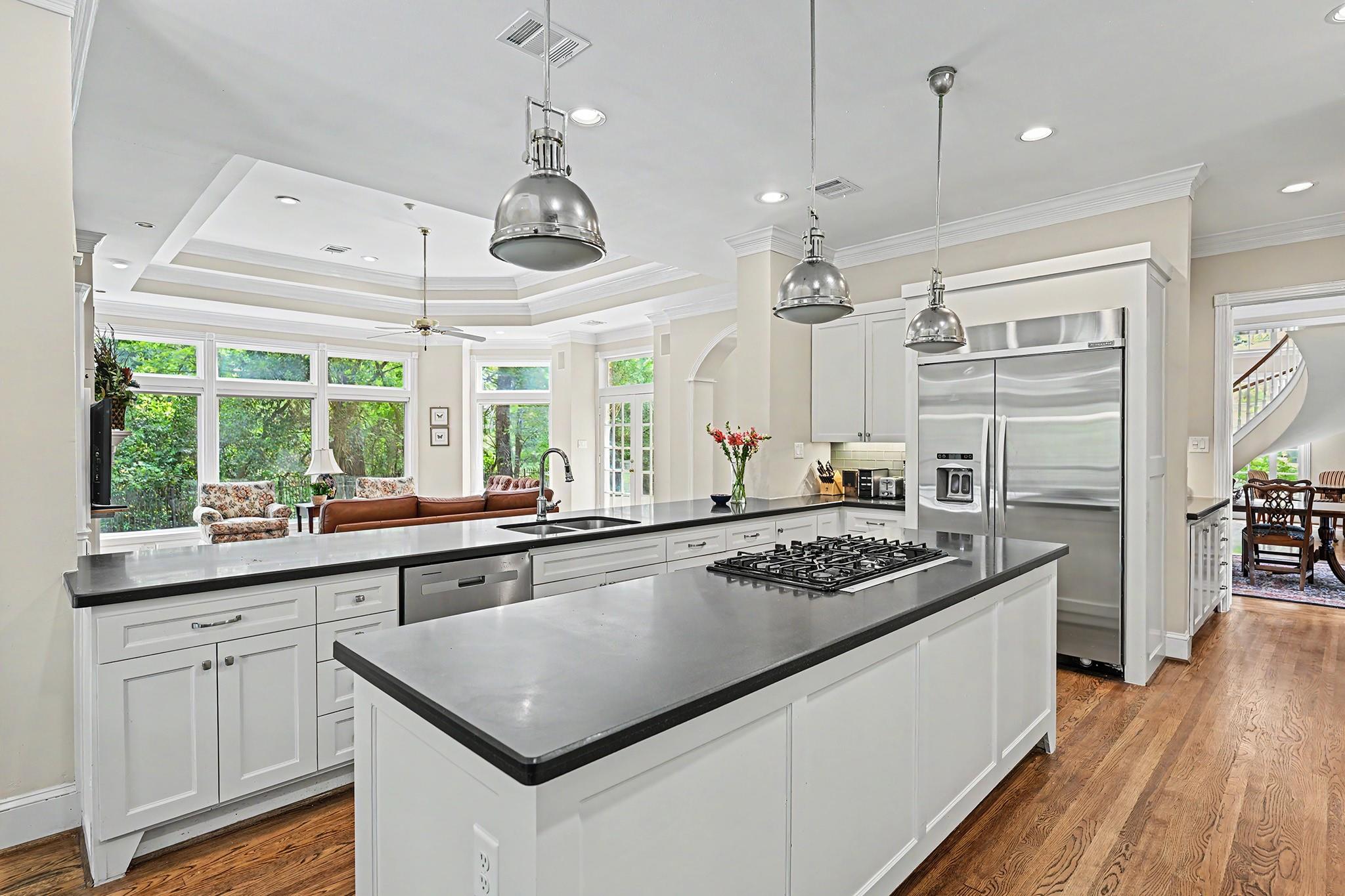 10 Sandalwood Drive