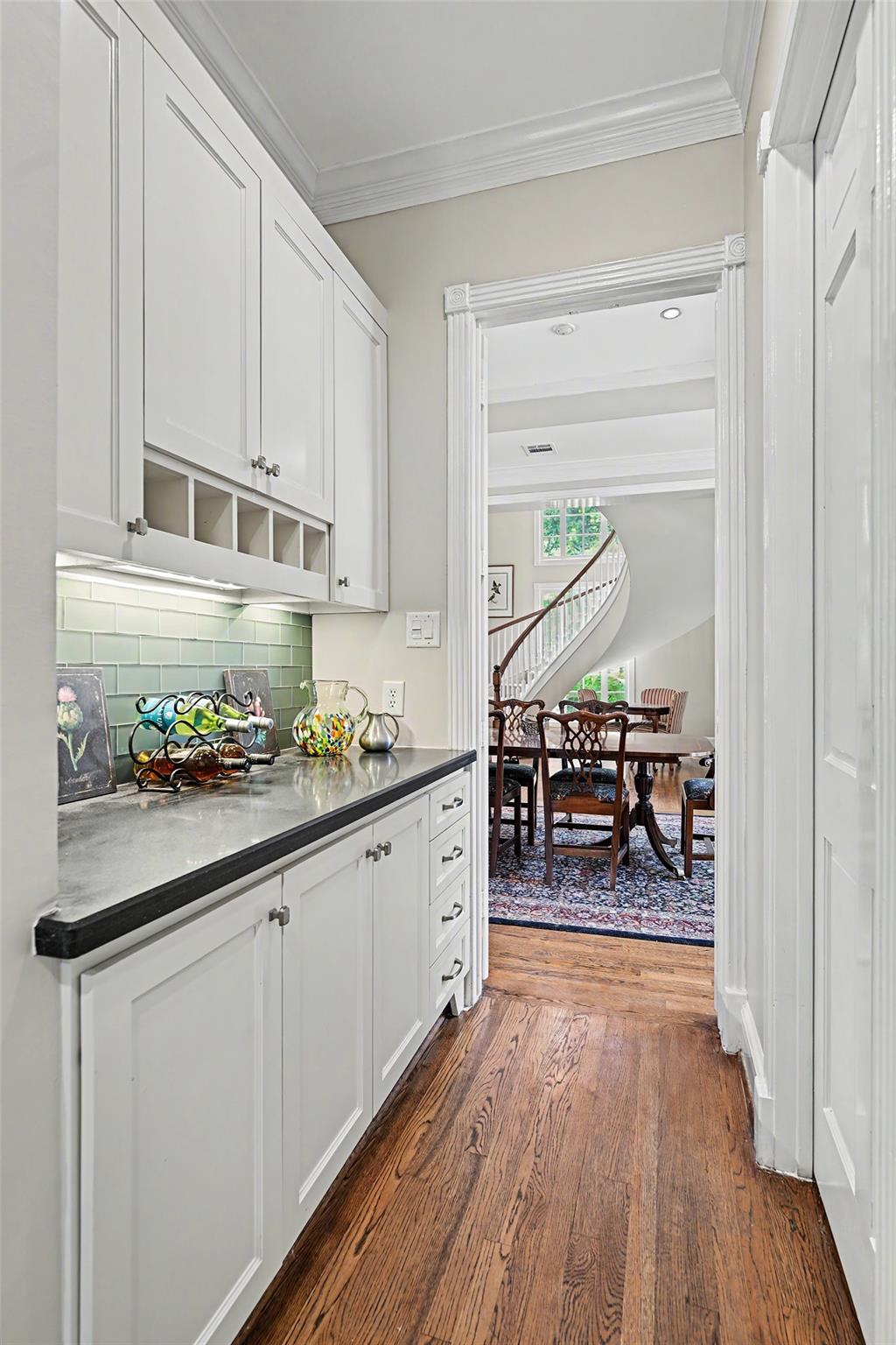 10 Sandalwood Drive