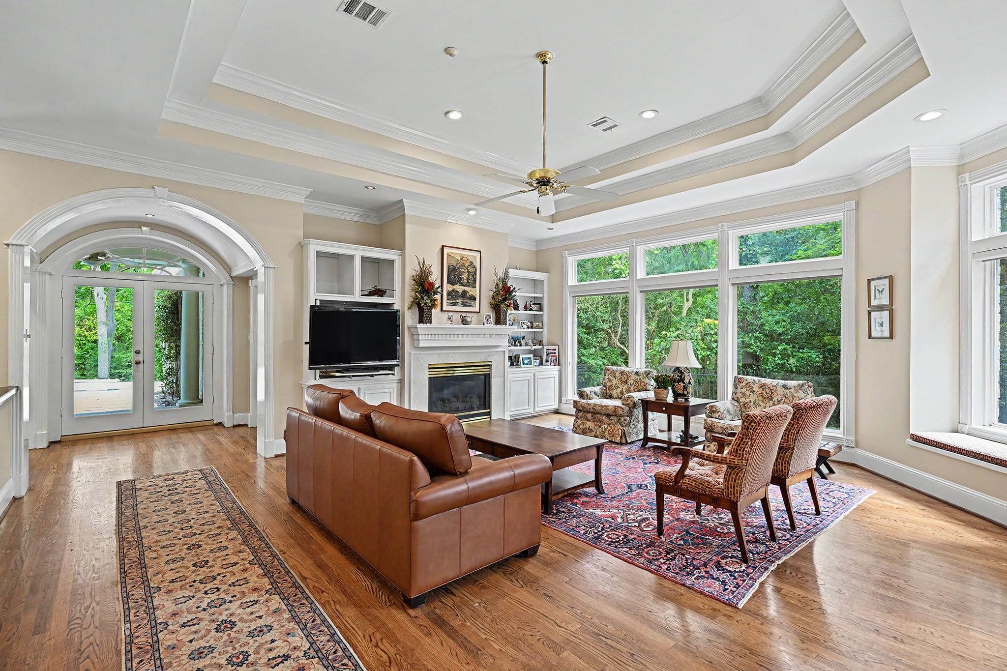 10 Sandalwood Drive