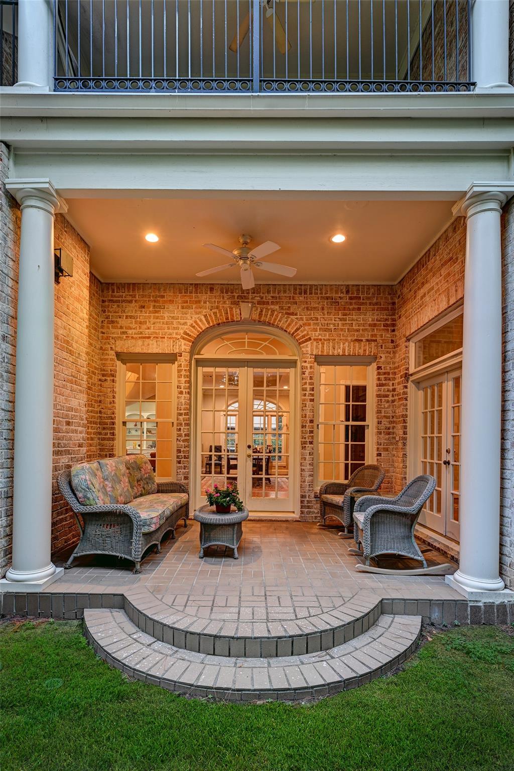 10 Sandalwood Drive