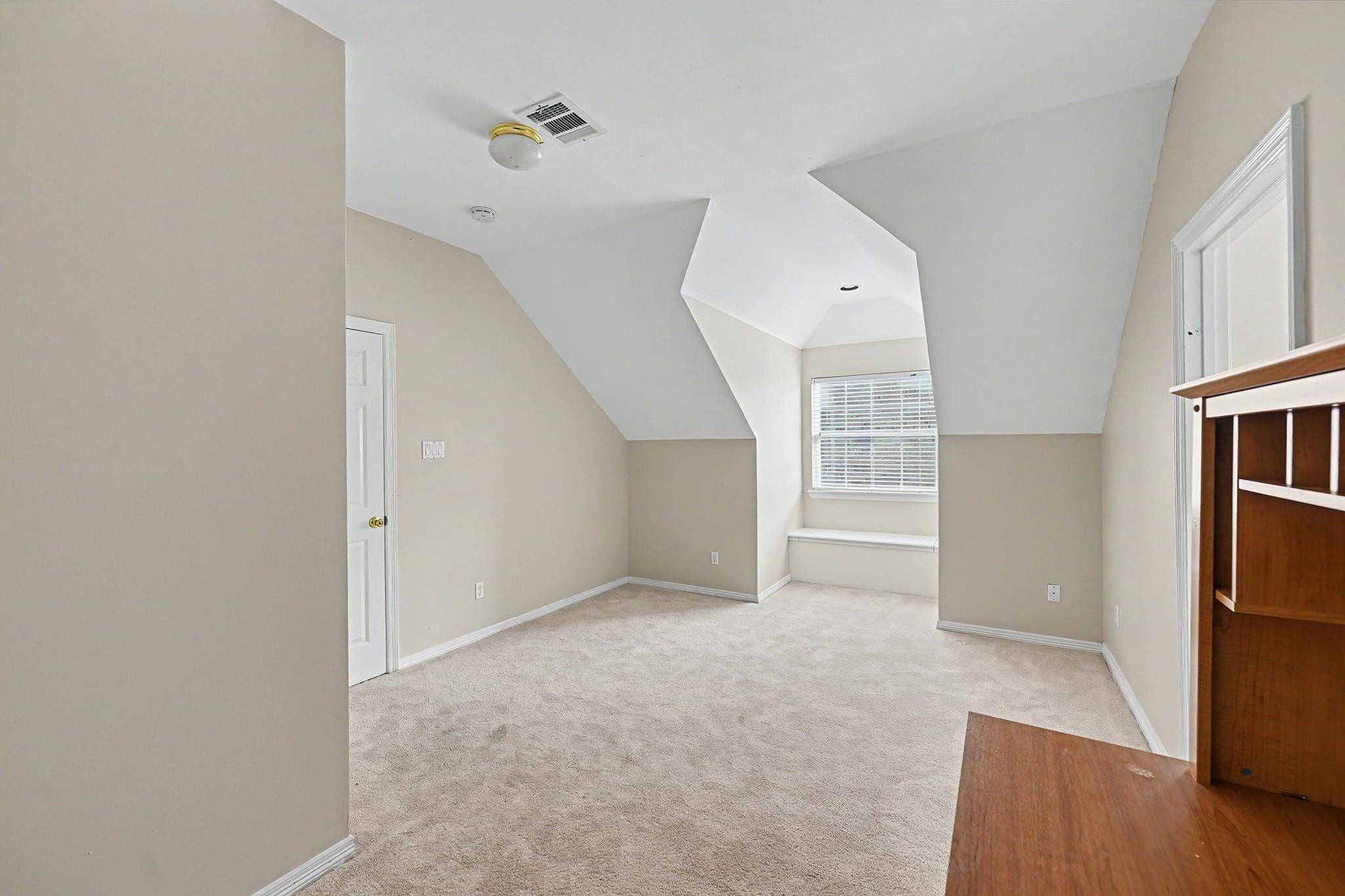 10 Sandalwood Drive