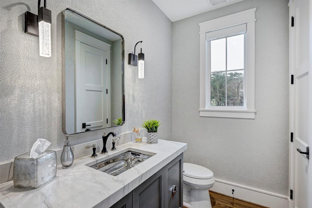 5649 Cedar Creek Drive