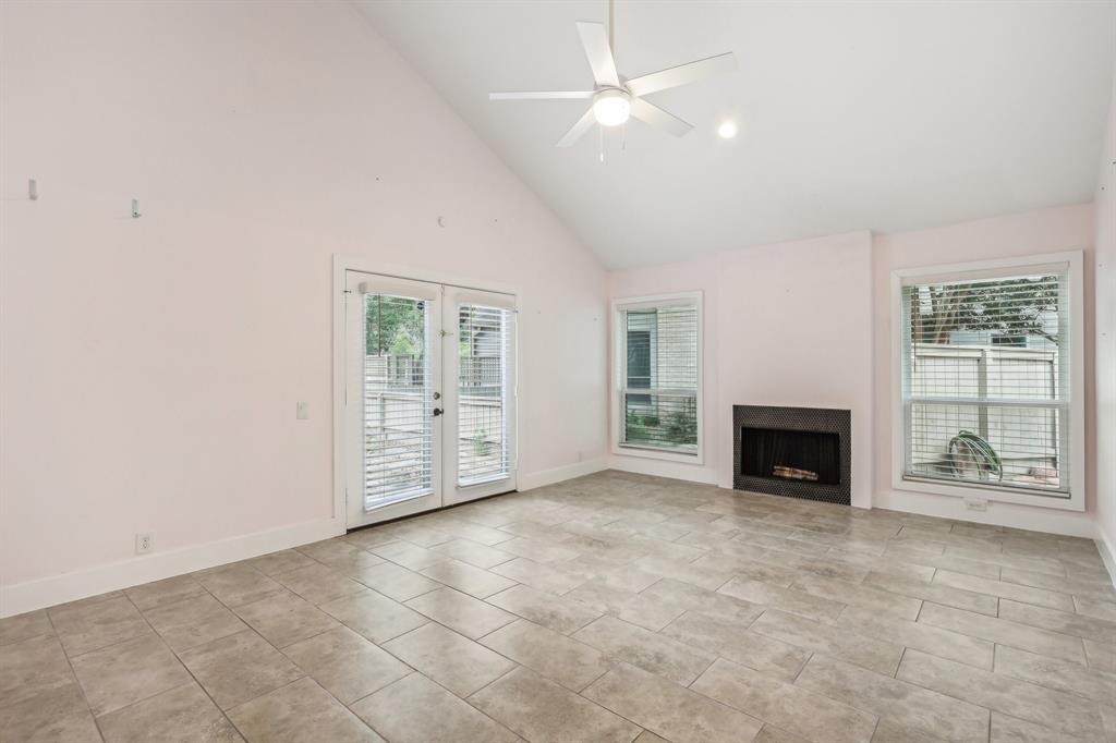 11524 Riverview Drive