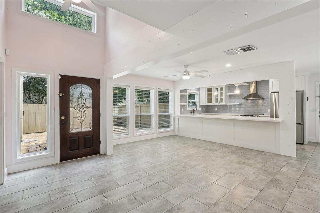 11524 Riverview Drive