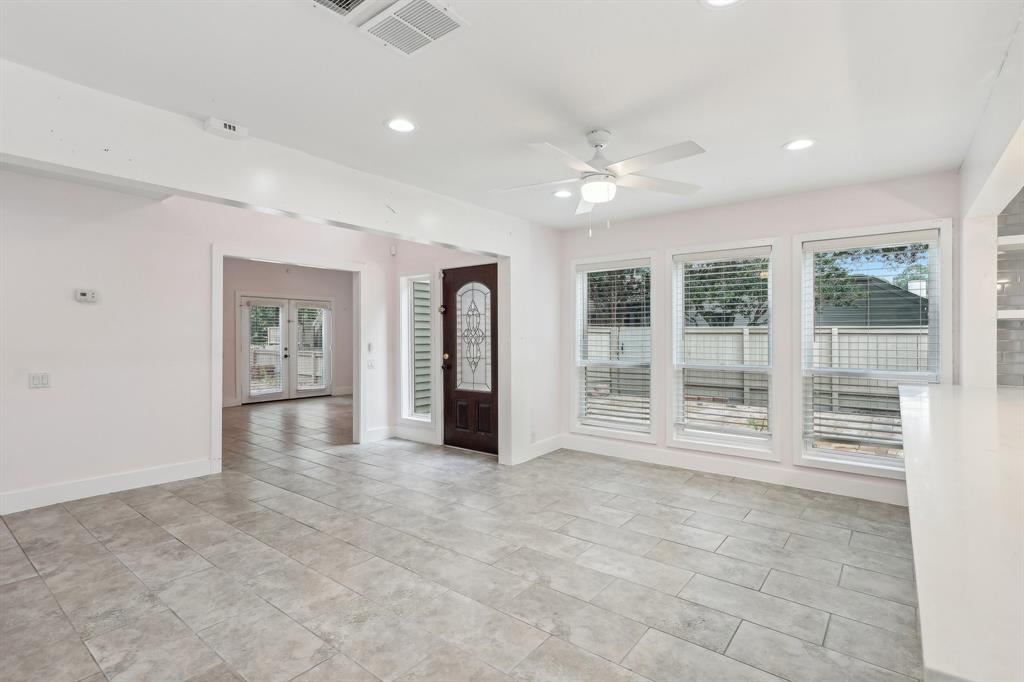 11524 Riverview Drive