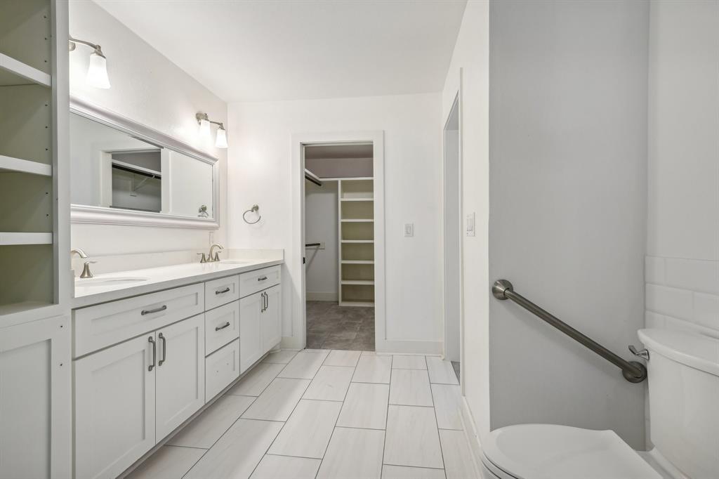 11524 Riverview Drive