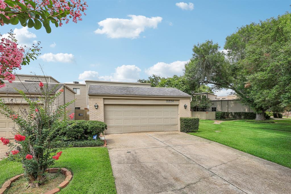 11524 Riverview Drive