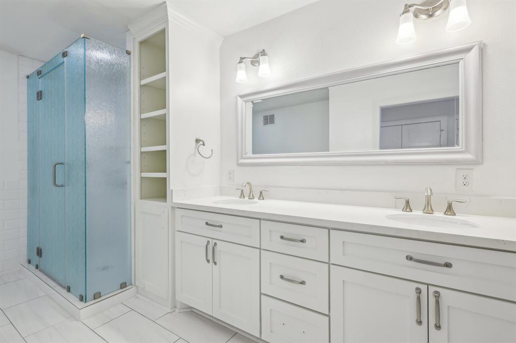 11524 Riverview Drive