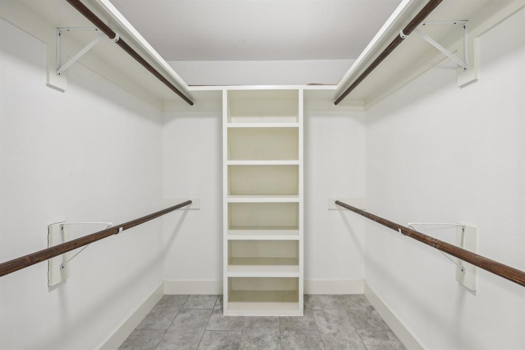 11524 Riverview Drive