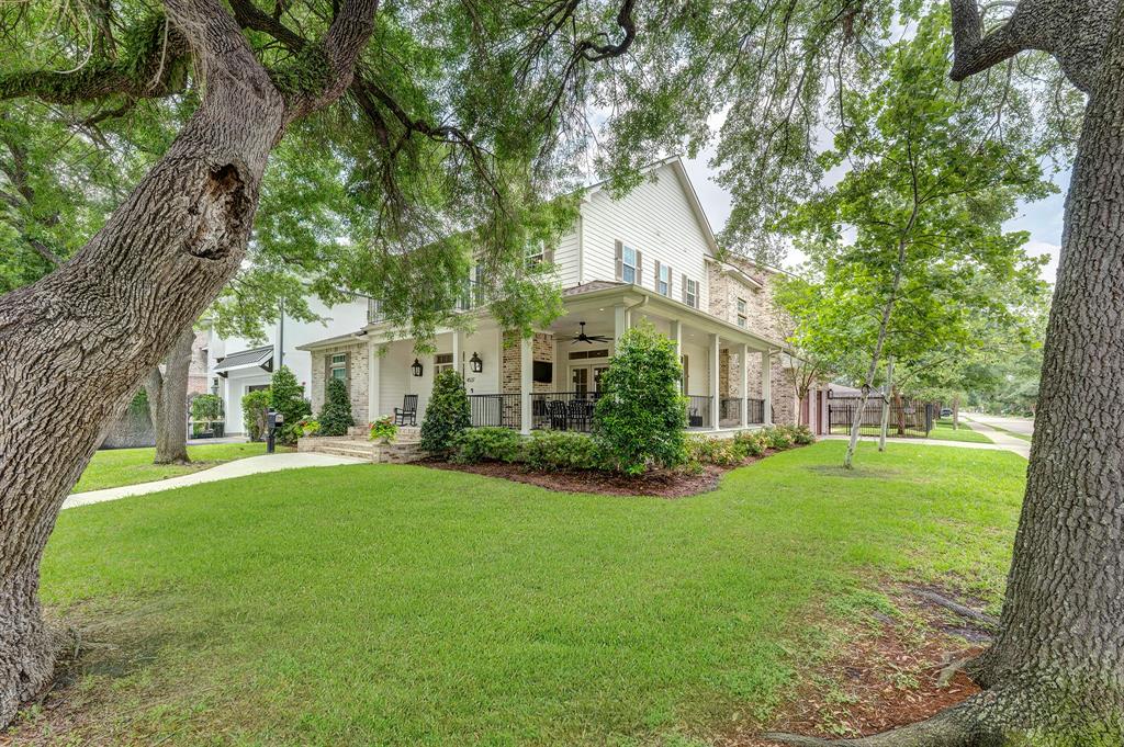 4537 Evergreen Street