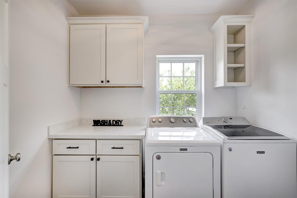 4537 Evergreen Street