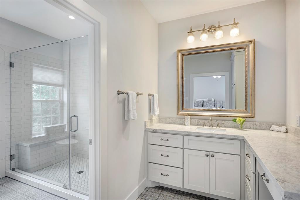 4537 Evergreen Street