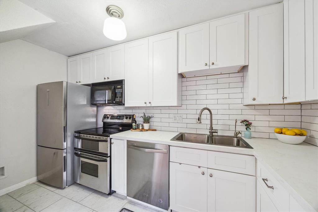 4018 Blue Bonnet Boulevard # A