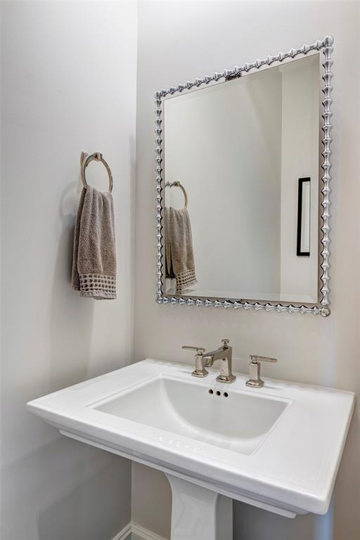 1742 Sunset Boulevard # 602