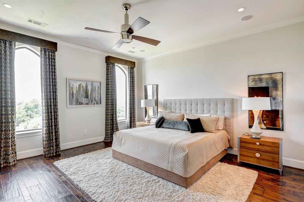 1742 Sunset Boulevard # 602