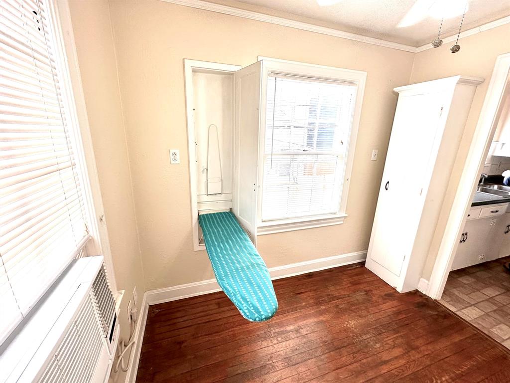 117 E 26th Street Unit: 1/2