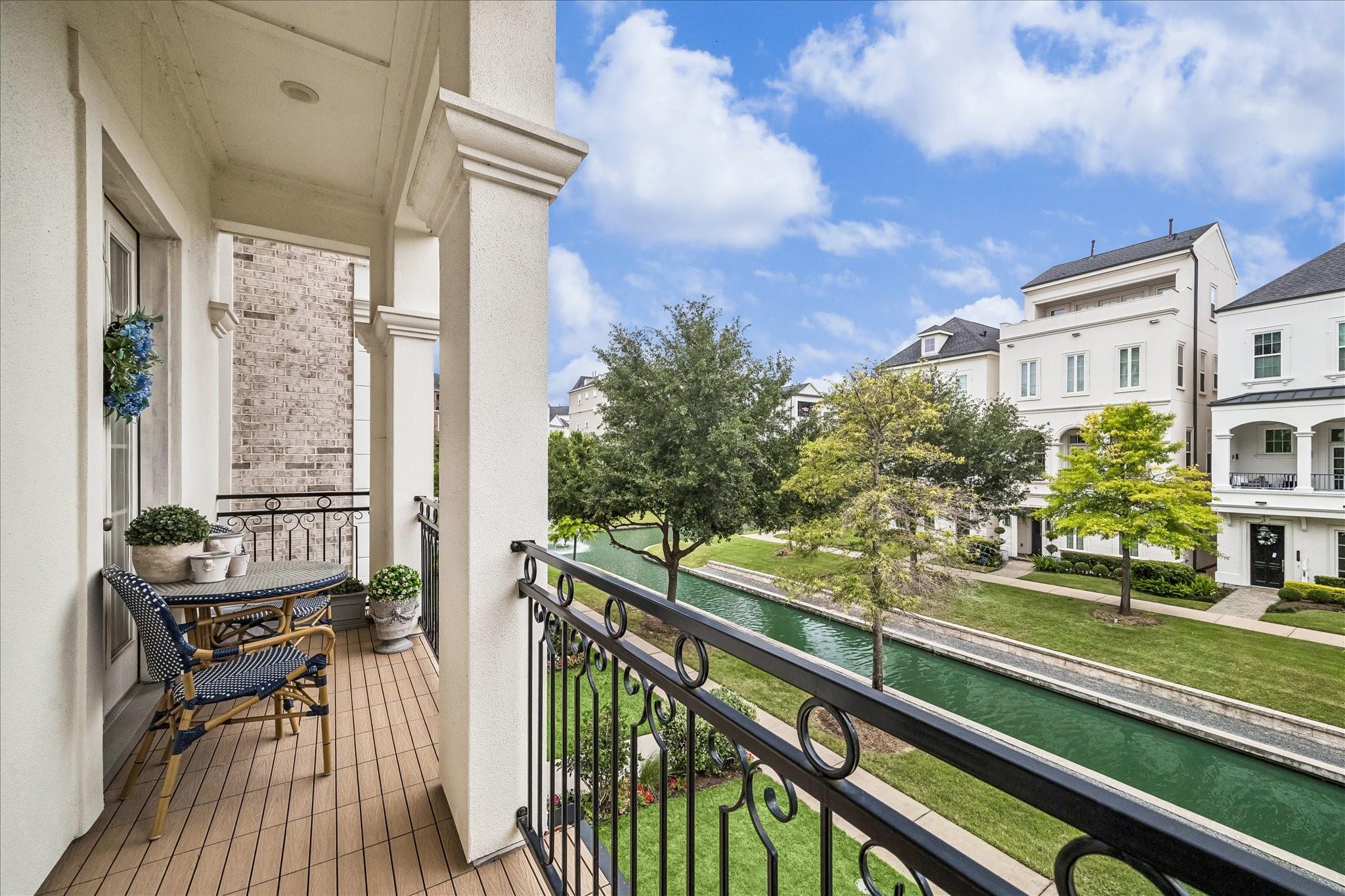 806 Dunleigh Meadows Lane