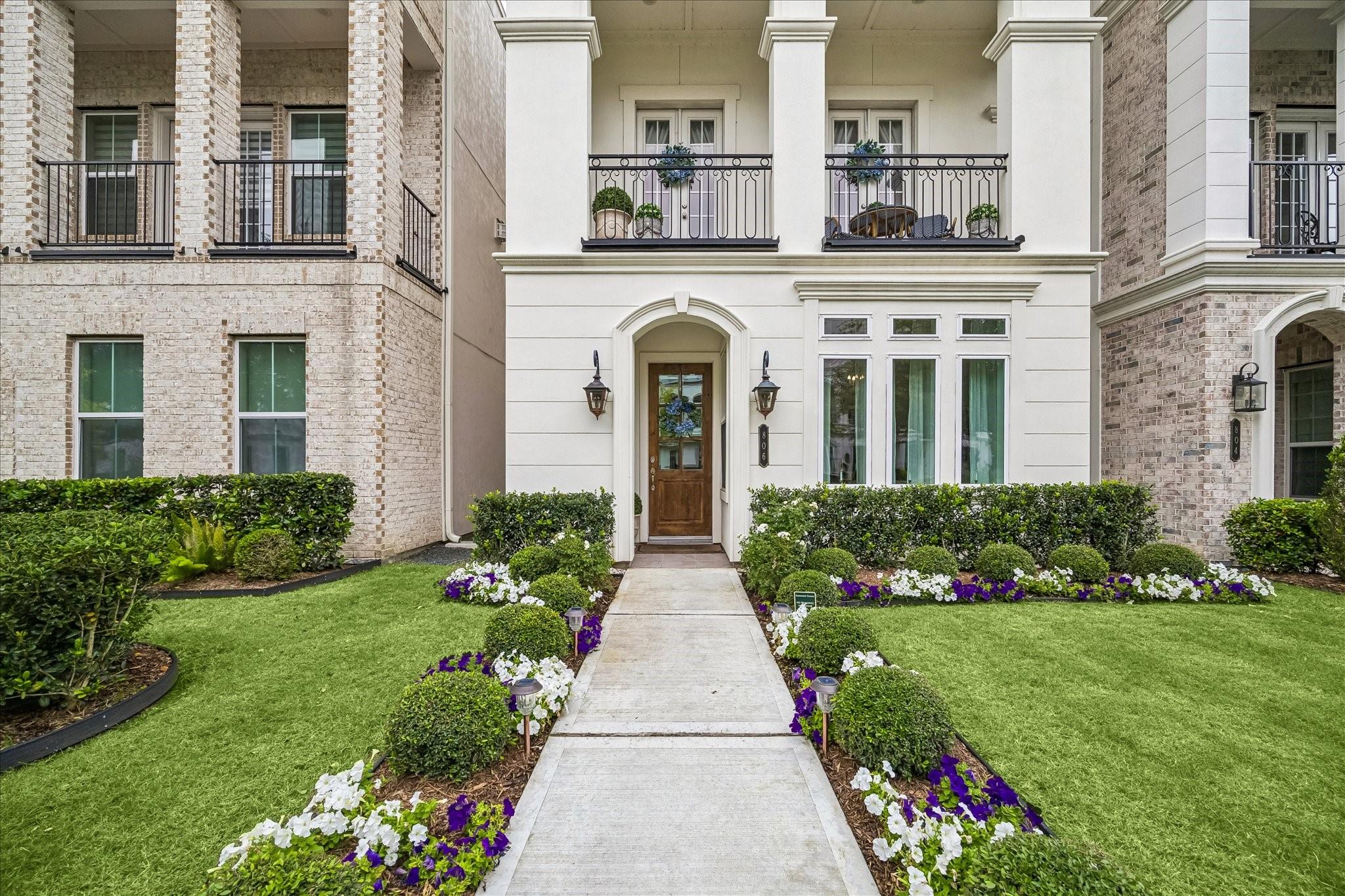 806 Dunleigh Meadows Lane