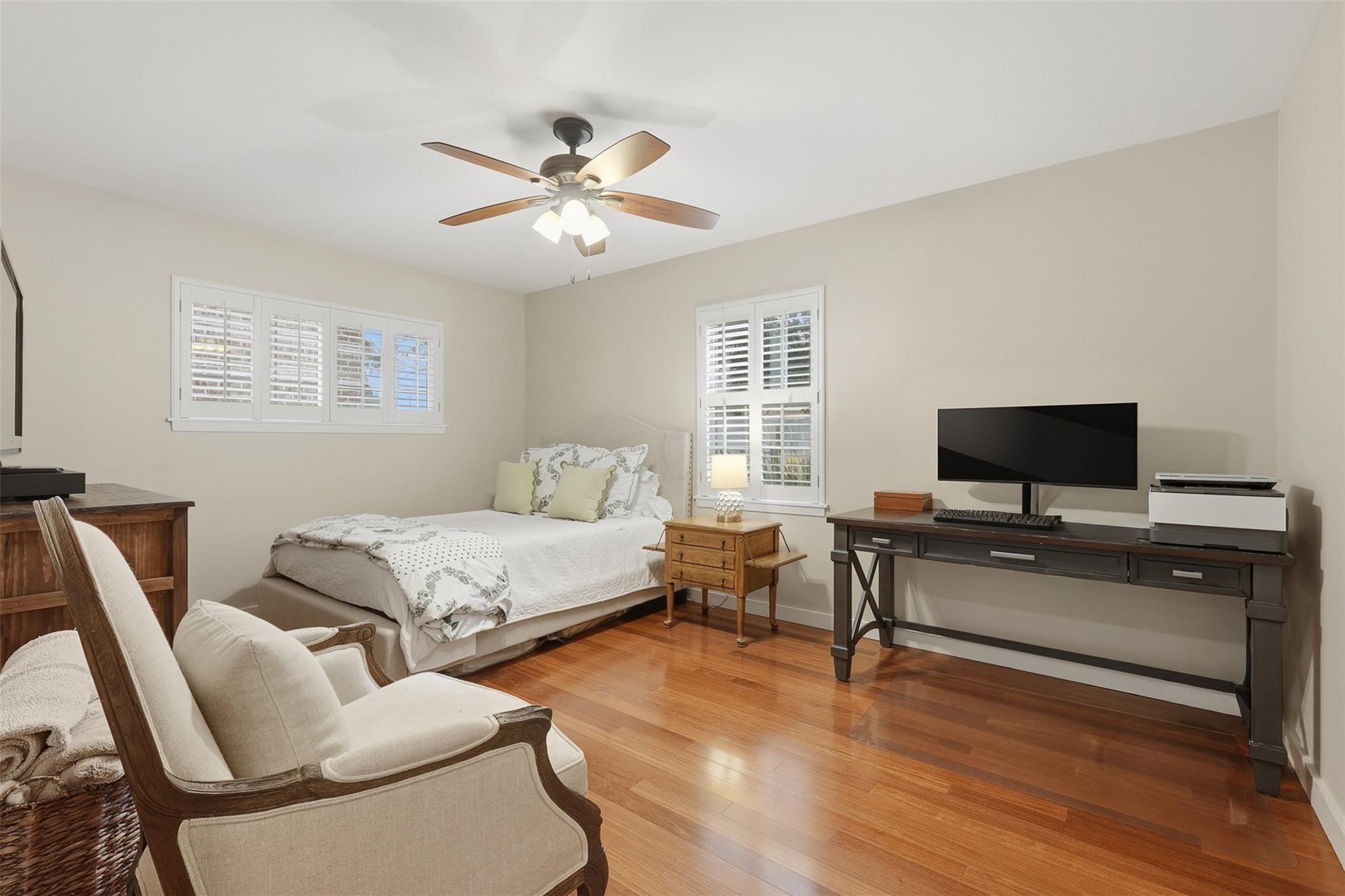 6236 Locke Lane