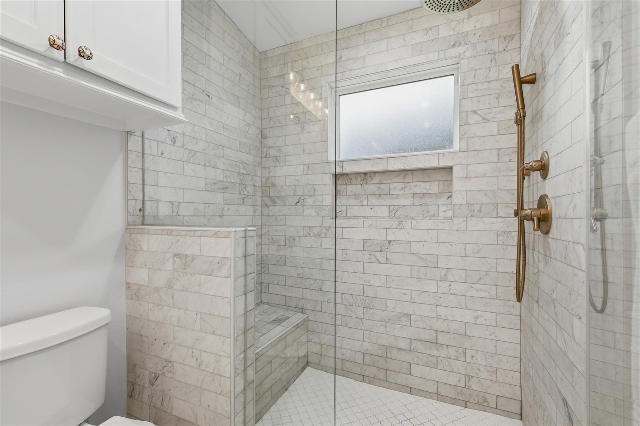 6236 Locke Lane