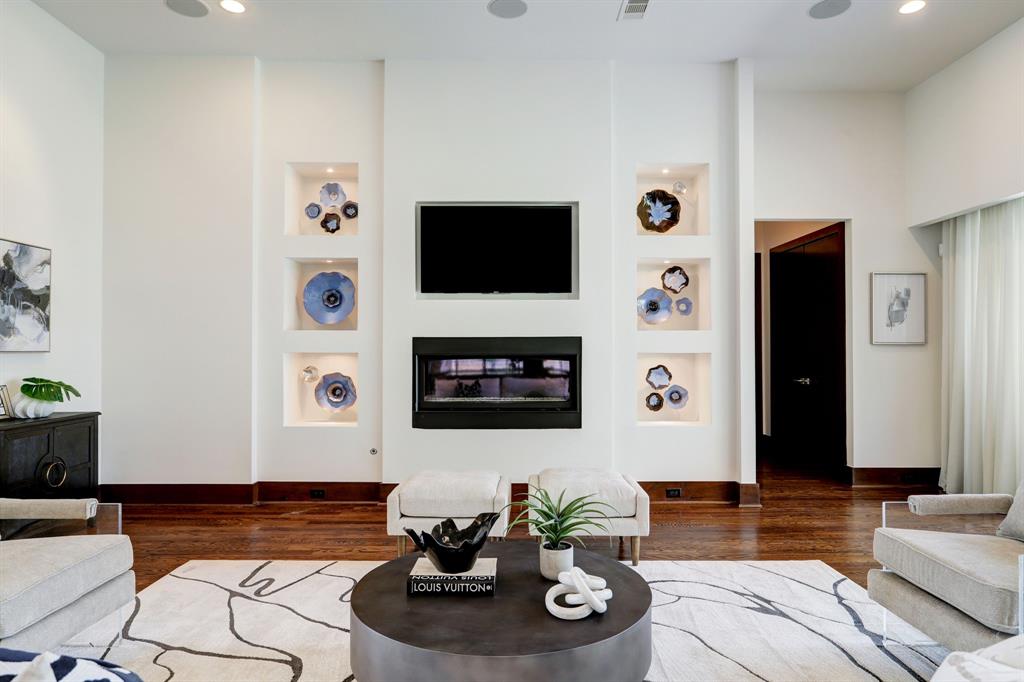 6230 Terwilliger Way