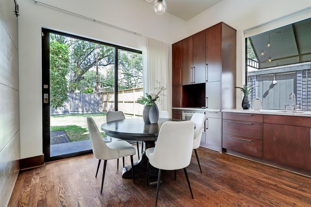 6230 Terwilliger Way