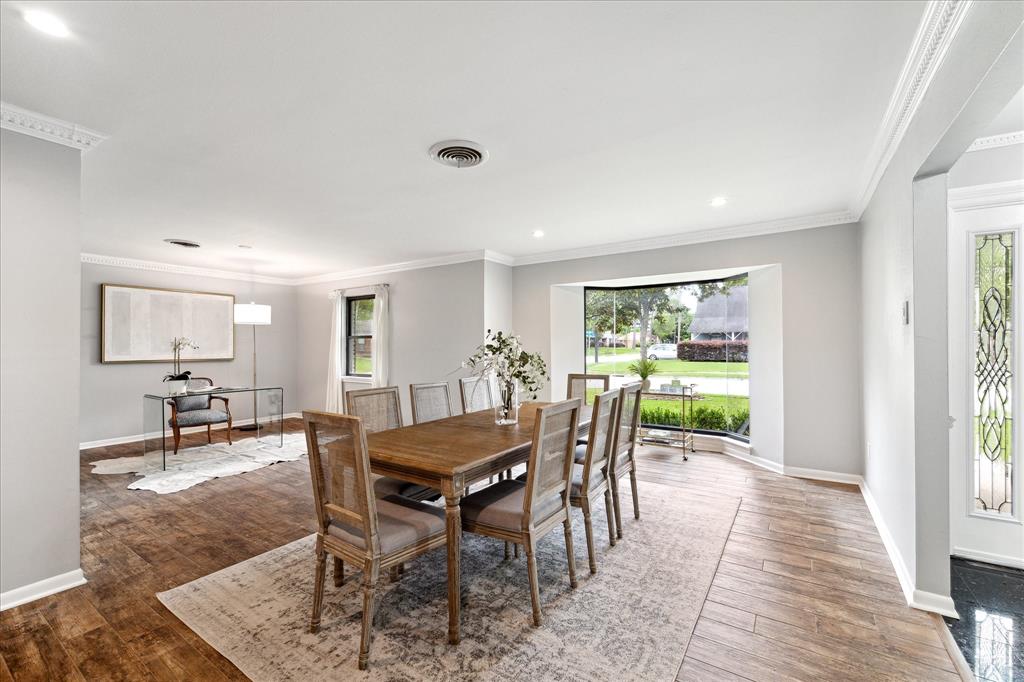 10602 Meadow Lake Lane