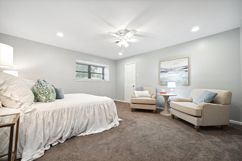 10602 Meadow Lake Lane