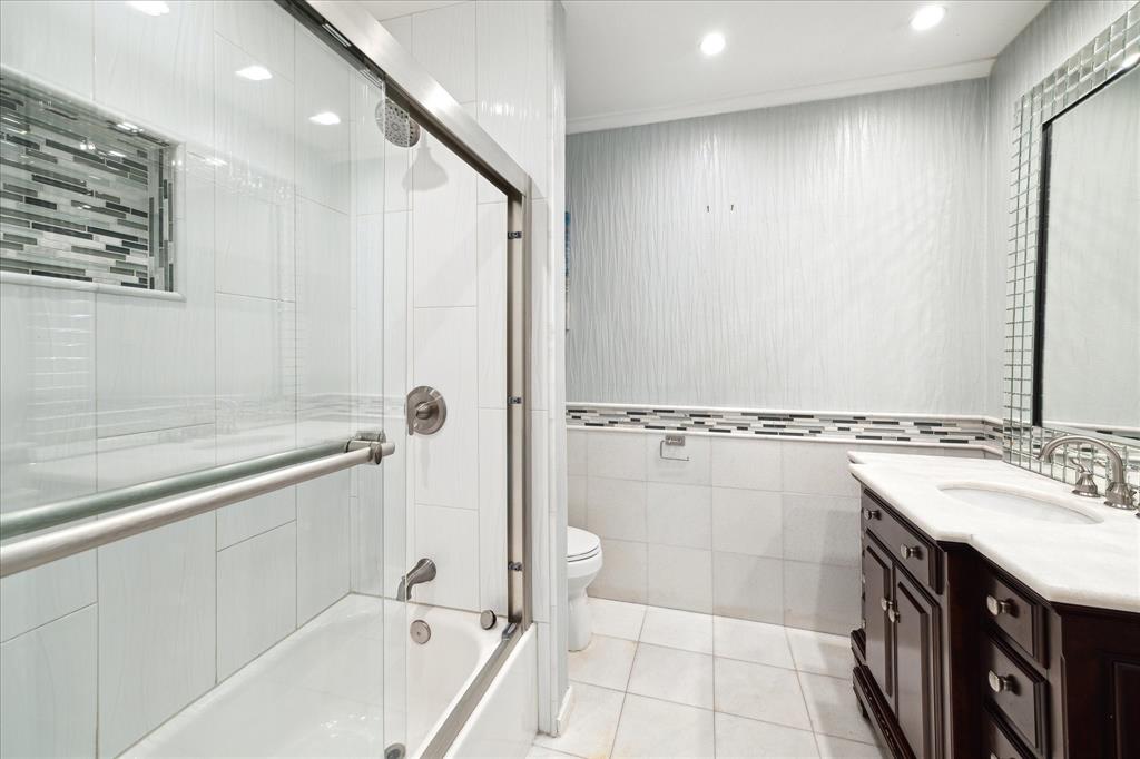 10602 Meadow Lake Lane