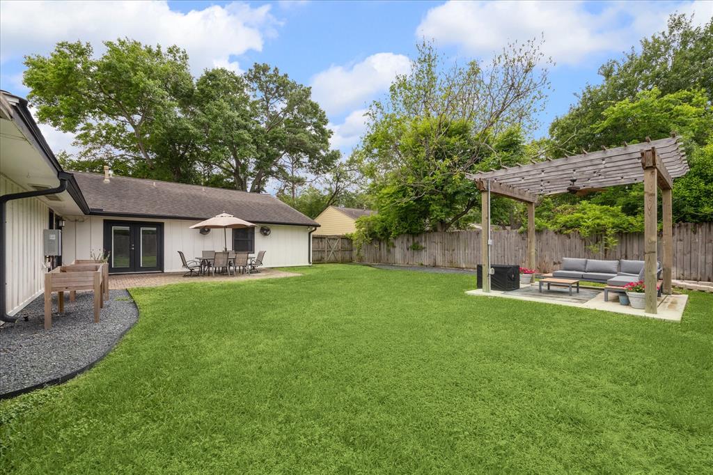 10602 Meadow Lake Lane