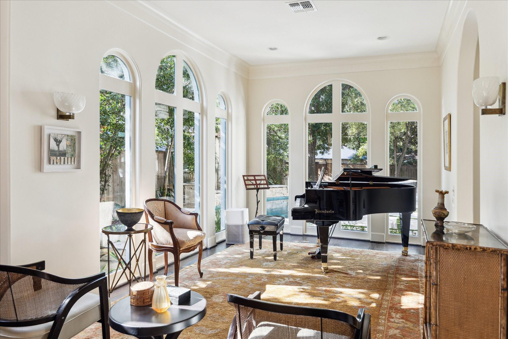 1804 Bolsover Street