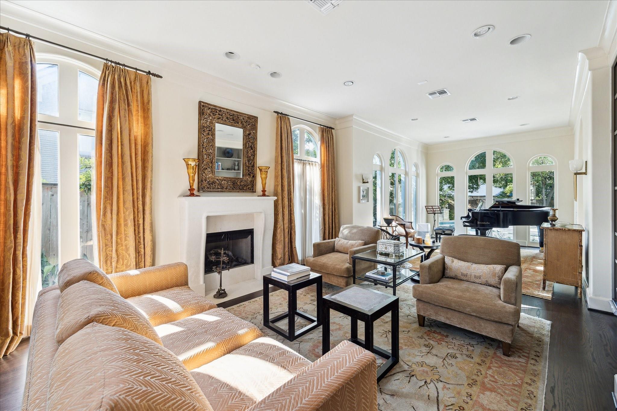 1804 Bolsover Street