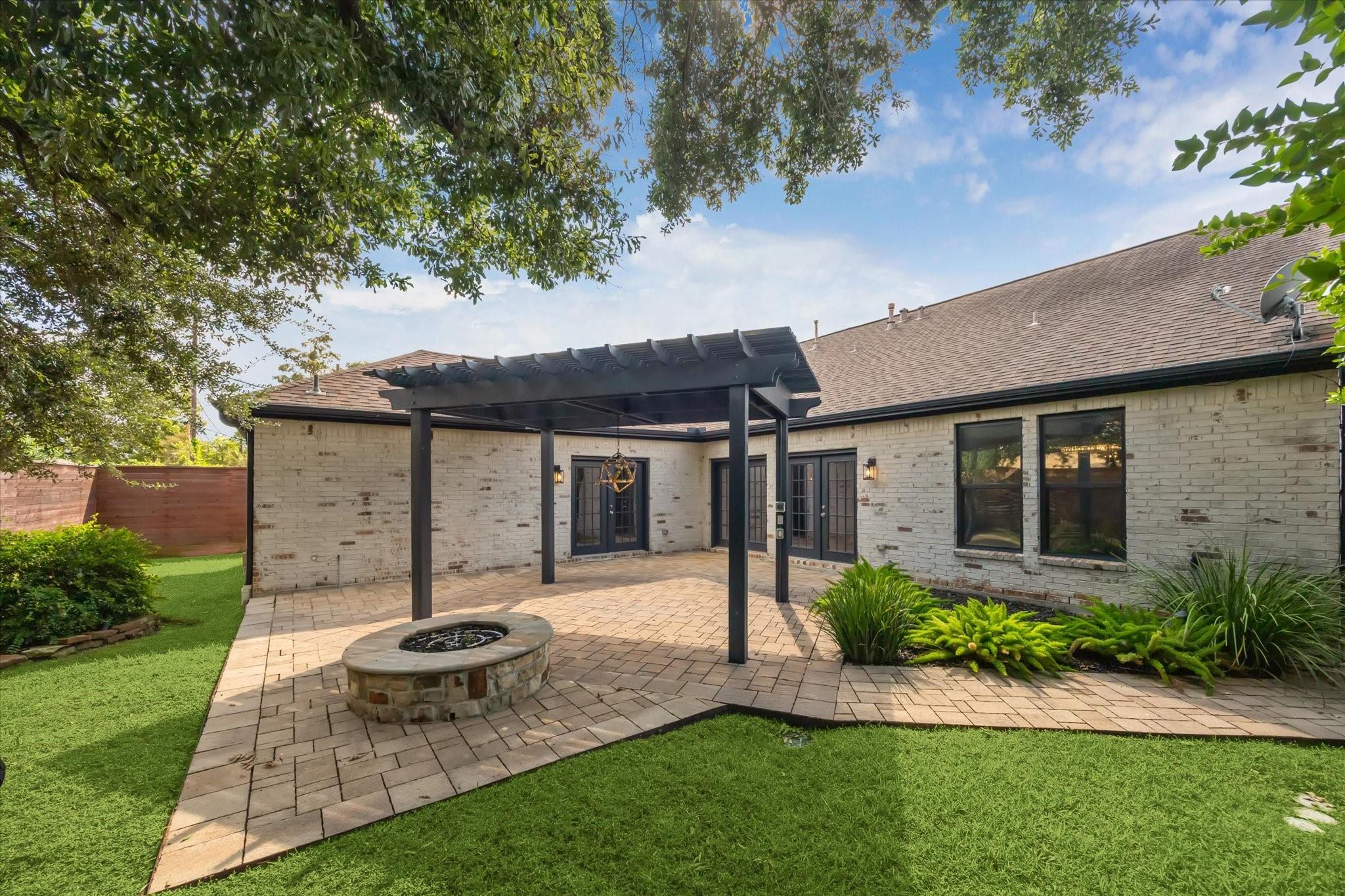 1826 Watercrest Drive