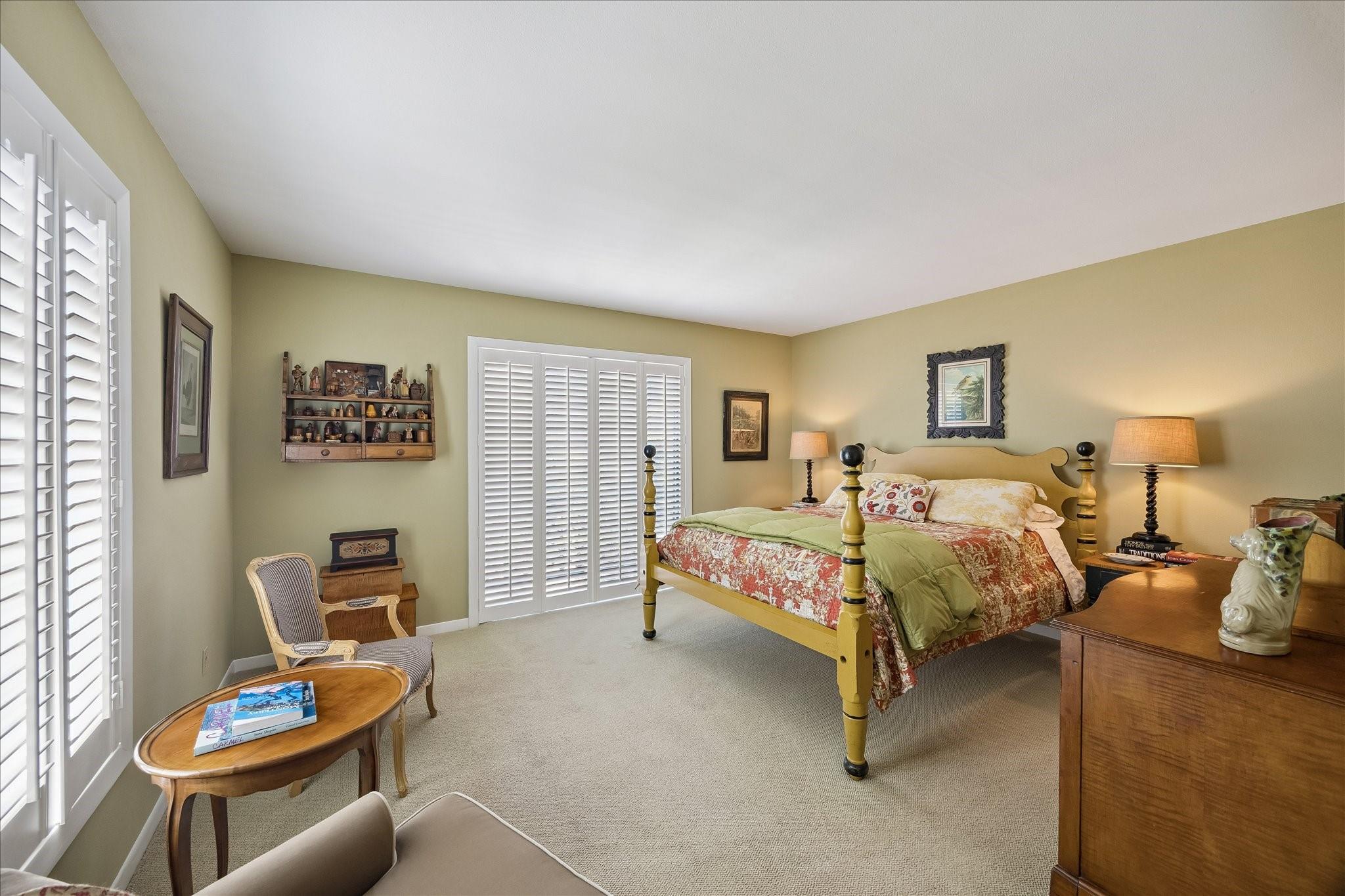 5000 Longmont Drive # 14