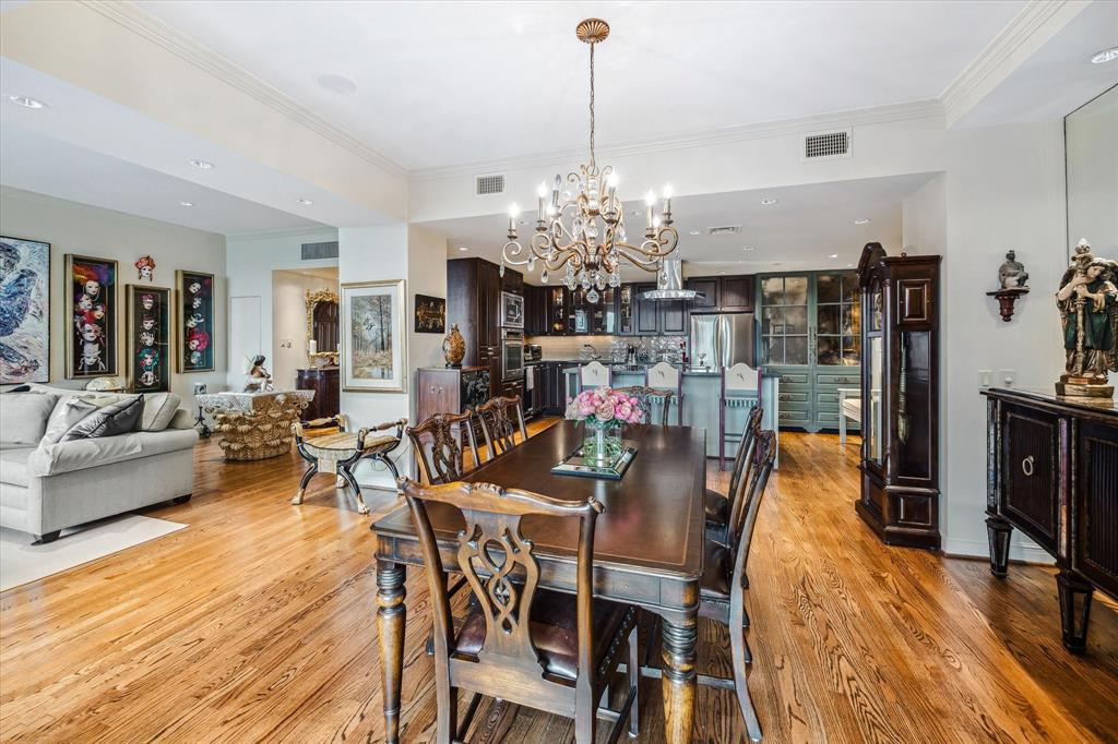 1111 Hermann Drive # 21E