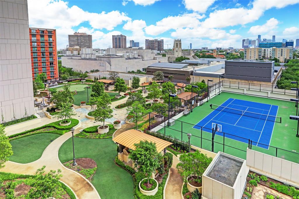 1111 Hermann Drive # 21E