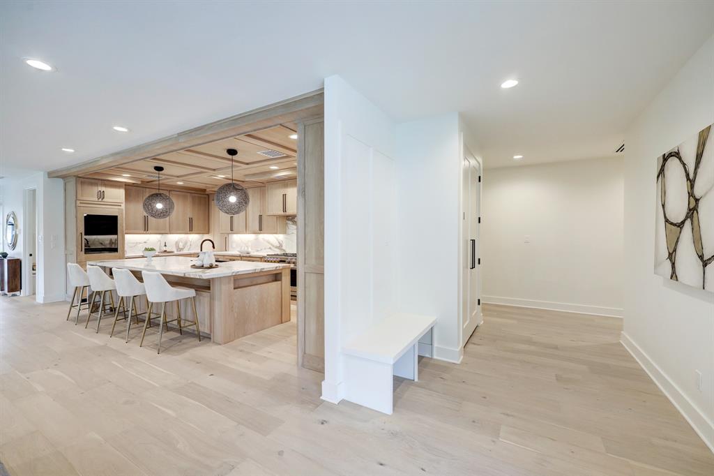 12518 Old Oaks Drive