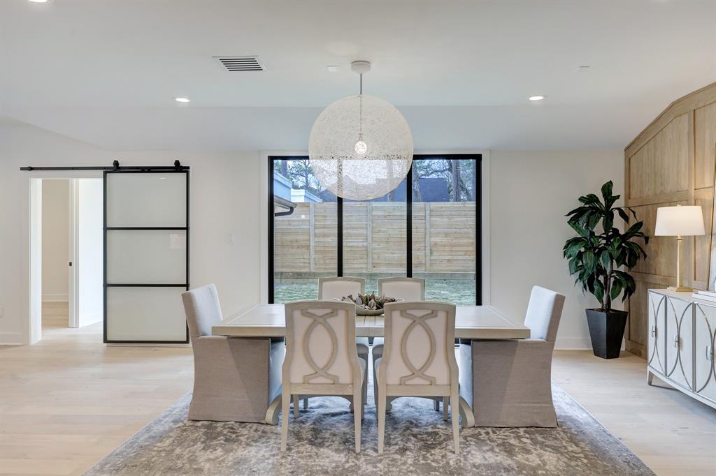 12518 Old Oaks Drive