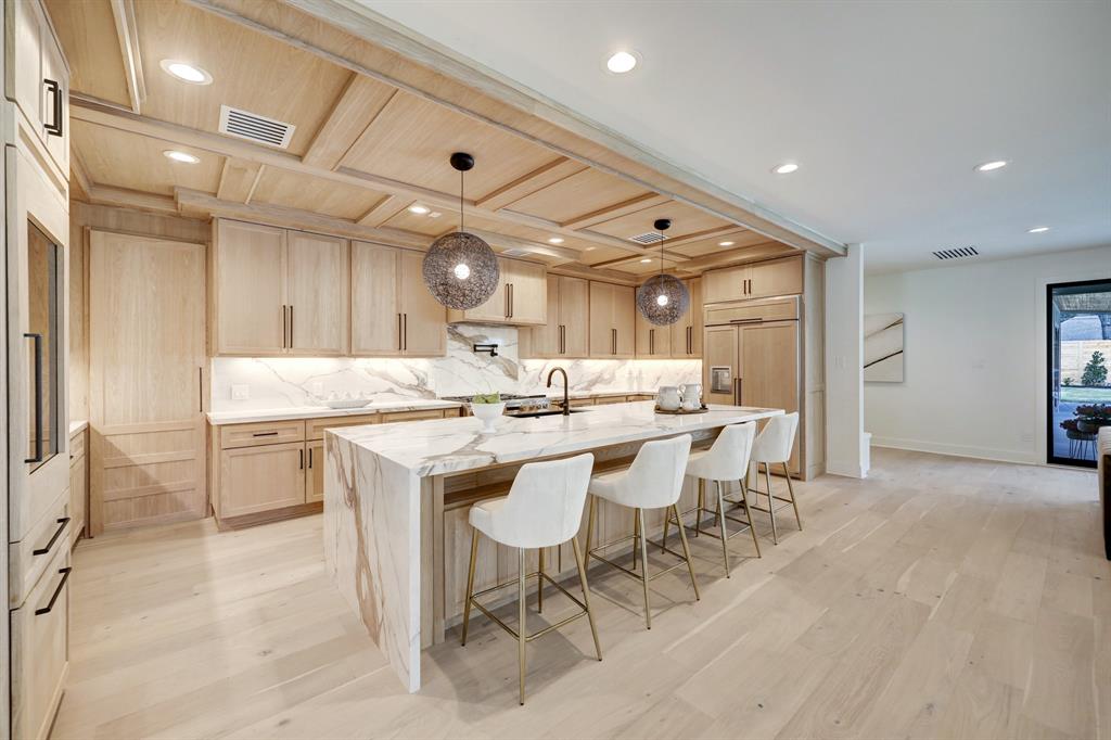 12518 Old Oaks Drive