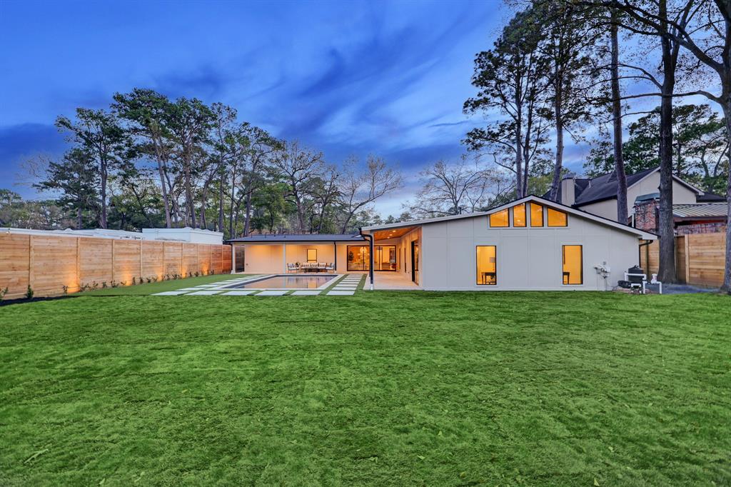 12518 Old Oaks Drive