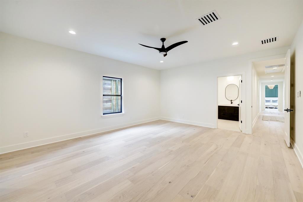 12518 Old Oaks Drive