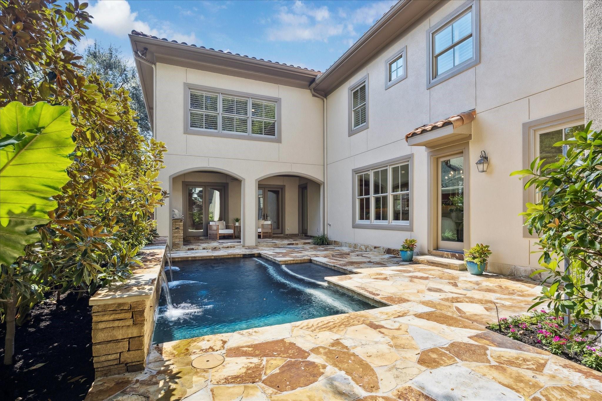 3322 Georgetown Street